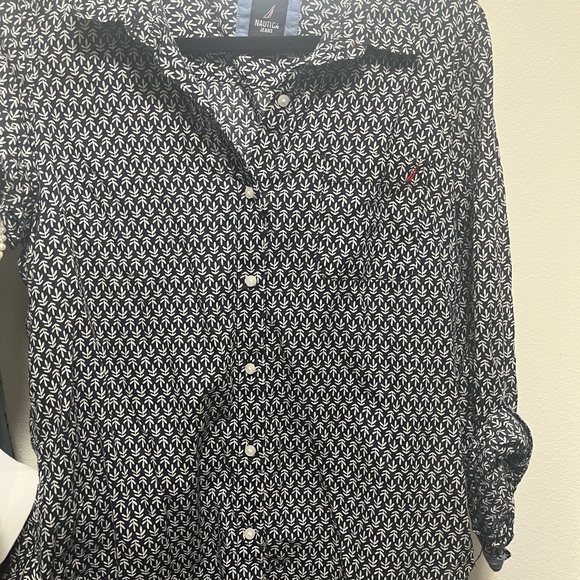 Nautica jeans Stylish navy blue White Patterned Top blouse collar button-down L - Picture 3 of 3
